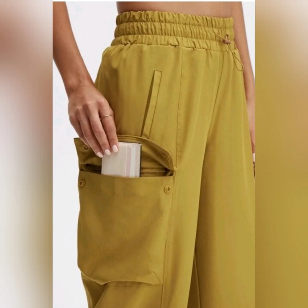 Fabletics Eleanor Cargo Track Pants Warm Olive High-rise Wide Leg Size 3X - Picture 2 of 15